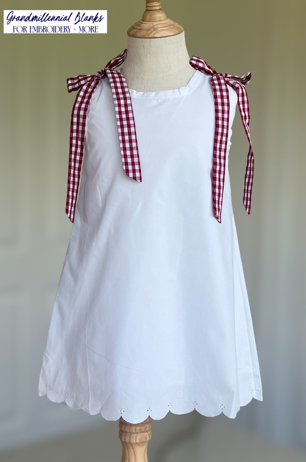 GAMEDAY, Dress
