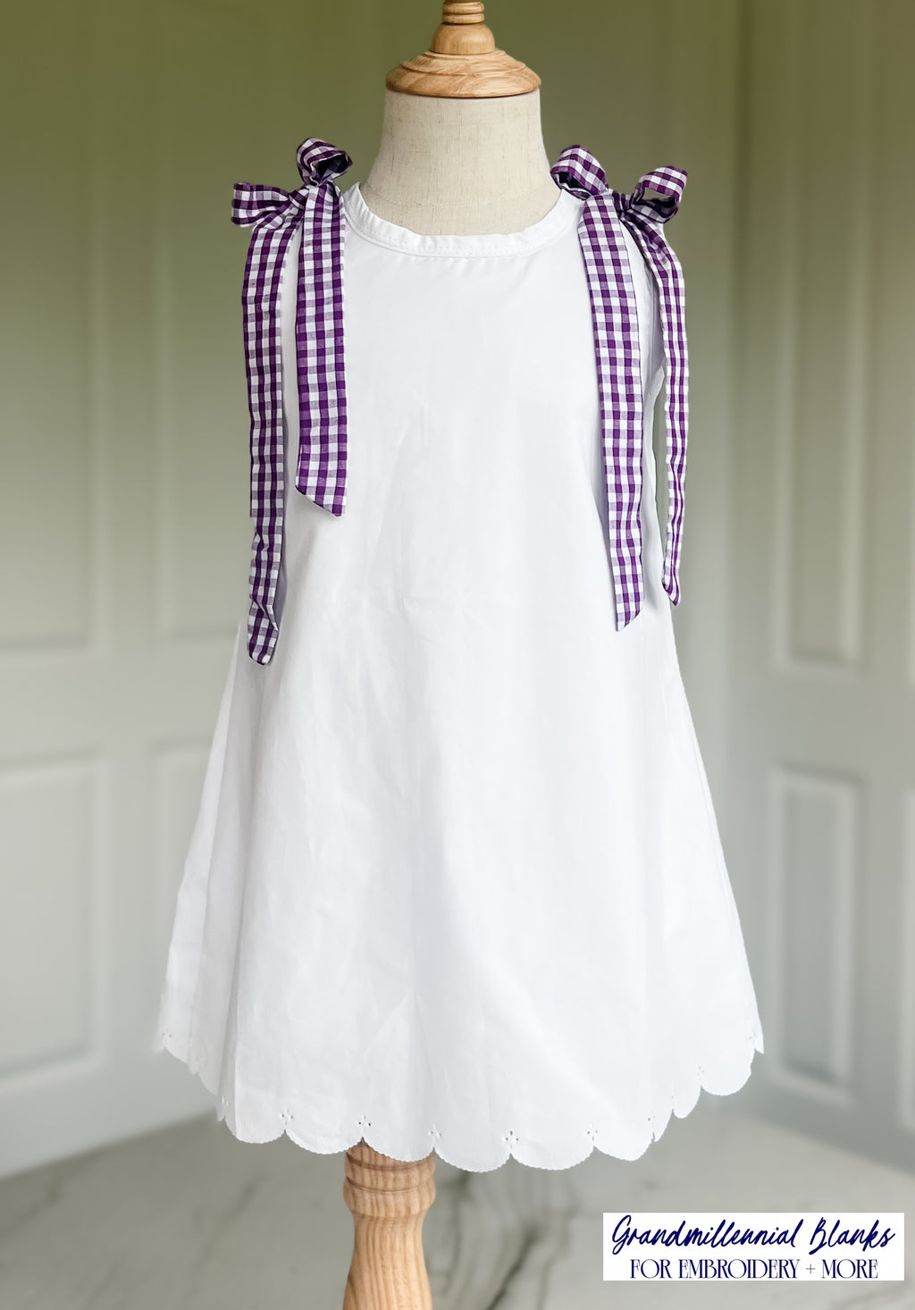 GAMEDAY, Dress