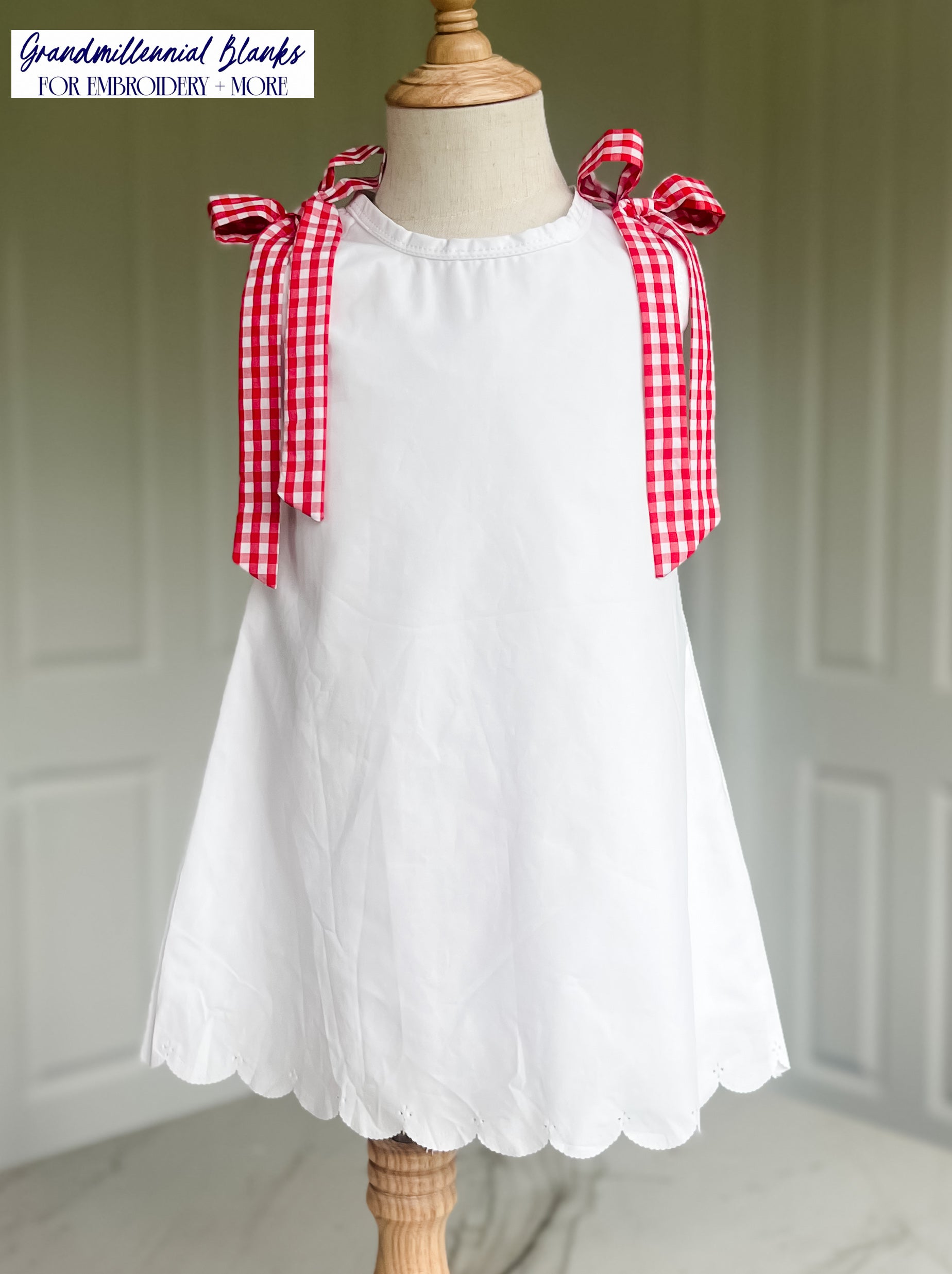 GAMEDAY, Dress