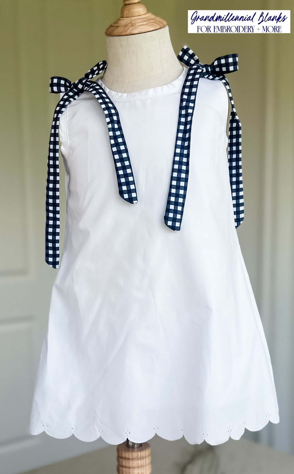 GAMEDAY, Dress